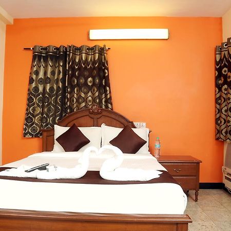 Rich Inn Suites - Next To Accord Metropolitian. Ченнаи Экстерьер фото